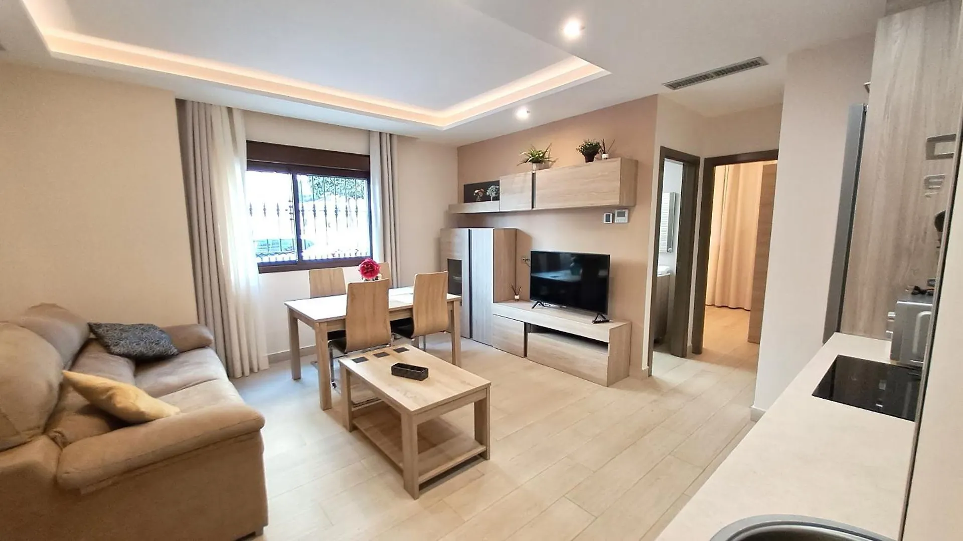 Apartamentos Vacacionales Joctis, Bajo A Fuengirola Spanien