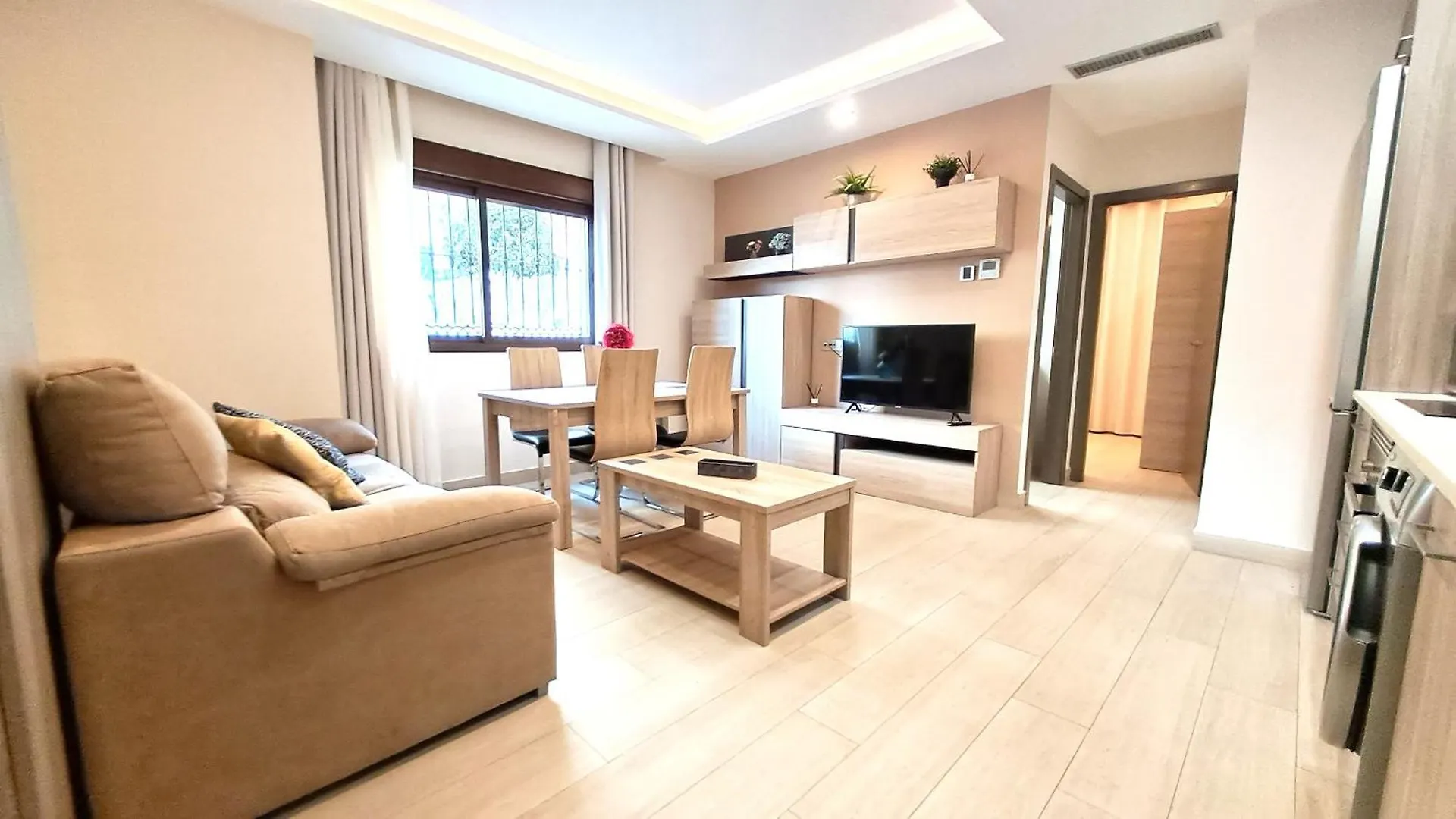 Apartment Apartamentos Vacacionales Joctis, Bajo A Fuengirola
