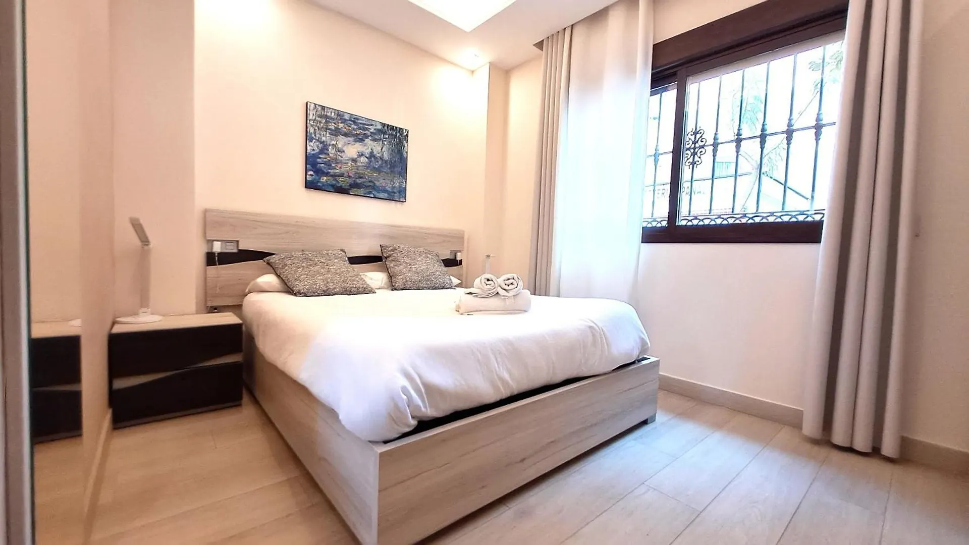 Apartamentos Vacacionales Joctis, Bajo A 푸엔히롤라 0*,  스페인